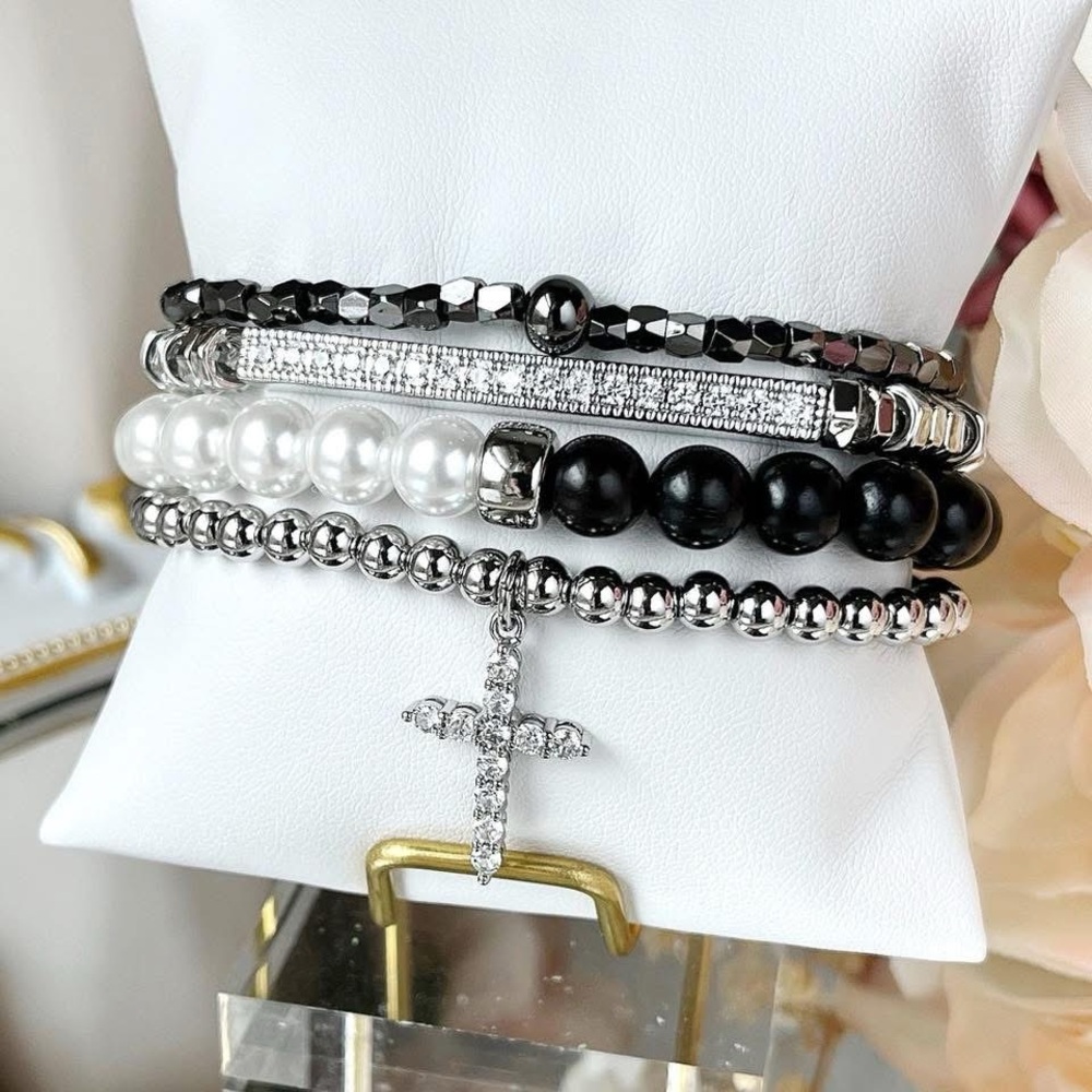 Park Lane “NOIR” Monochrome Beaded Bracelet - Picture 7 of 9